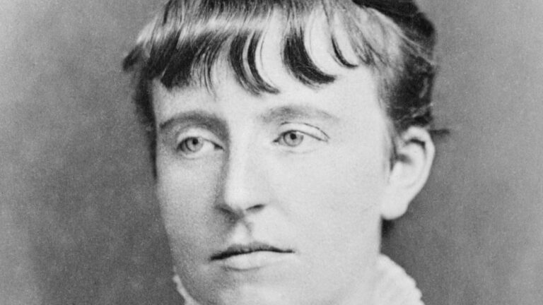 Durante seu tempo de carreira na literatura, Frances Hodgson Burnett escreveu mais de 50 livros e peças de teatro para crianças e adultos.